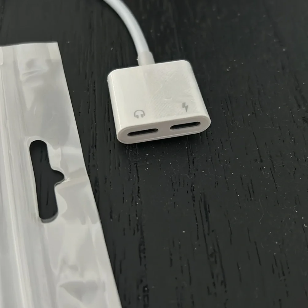 NWT‼️Free with Purchase‼️New USBC Charge and Audio to Lightning Dongle Converter